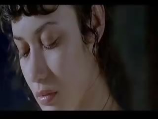 Olga kurylenko polna frontal odrasli film prizori