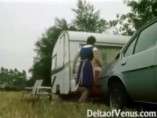 الرجعية الثلاثون فيديو 1970s - أشعر امرأة سمراء - camper coupling