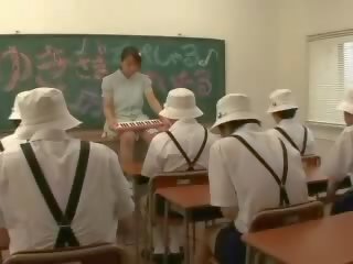 Jepang kelas fun show