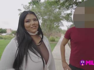Venezuelan mishell fucks koos a peruvian võõras: räpane film 7f | xhamster