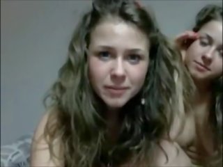 2 smashing systrar från poland på webkamera vid www.redcam24.com