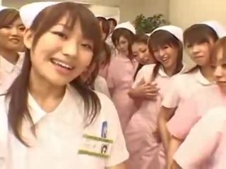 Asiatisch krankenschwestern genießen xxx video auf top-