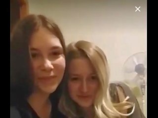 [periscope] ucraniana adolescente niñas práctica smooching