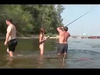 עירום fishing עם מאוד מַקסִים רוסי נוער elena